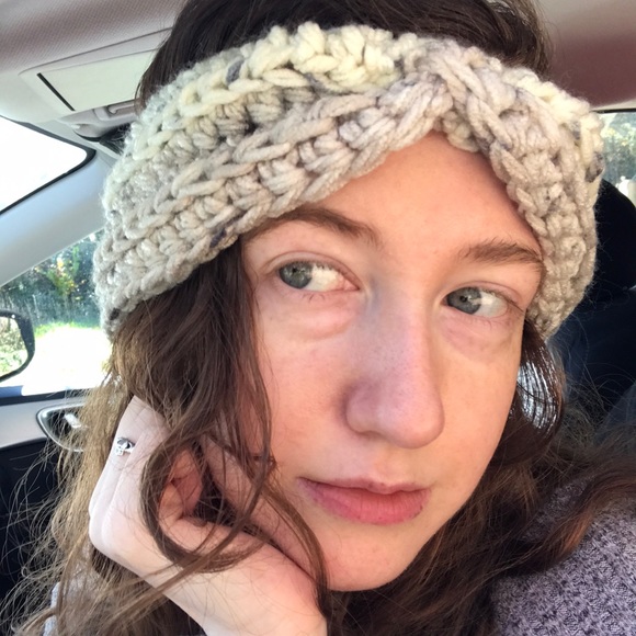 Handmade Headscarf - Picture 2 of 5